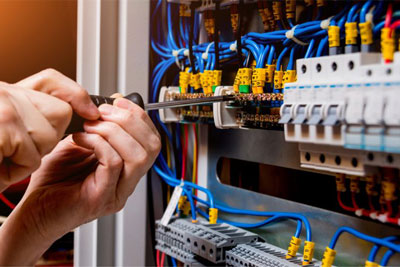 خدمات-پیمانکاری